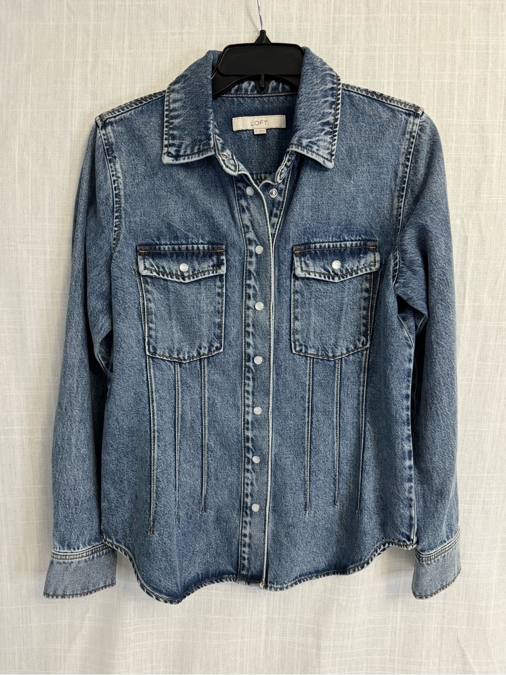 LOFT Blue Denim Snap-Front Shirt Jacket Size 2